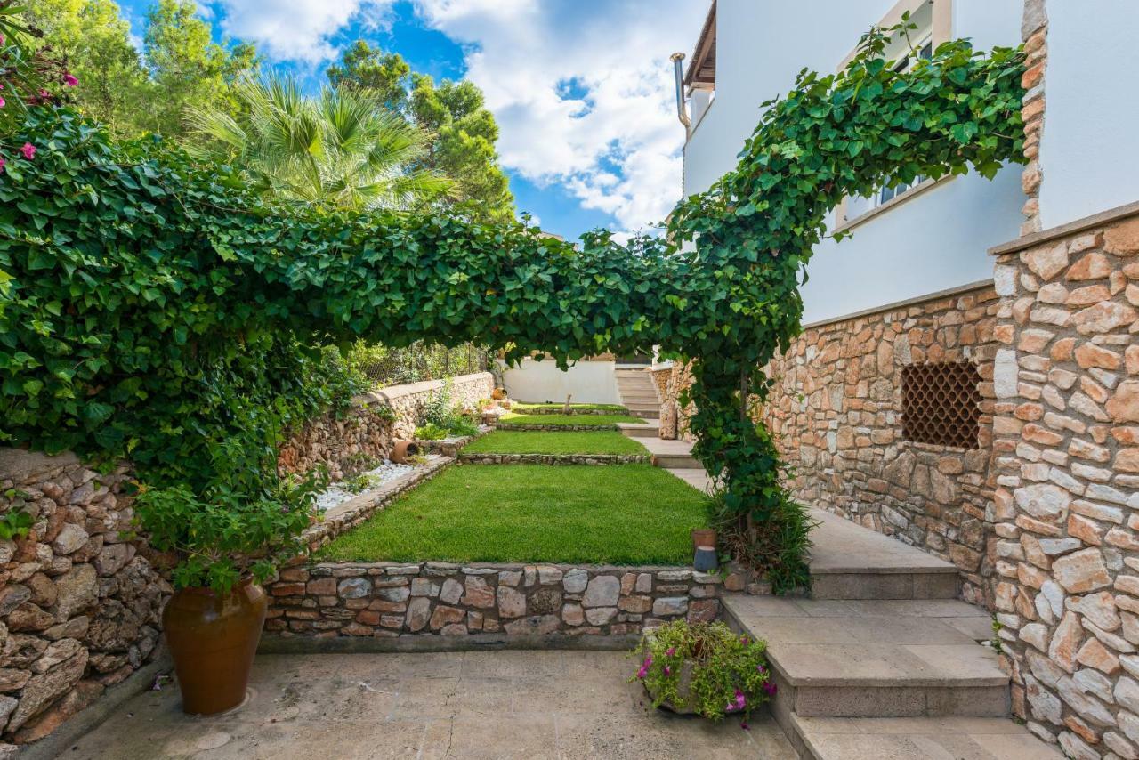 Casa Mari Y Pili Villa Puerto Colom Eksteriør billede